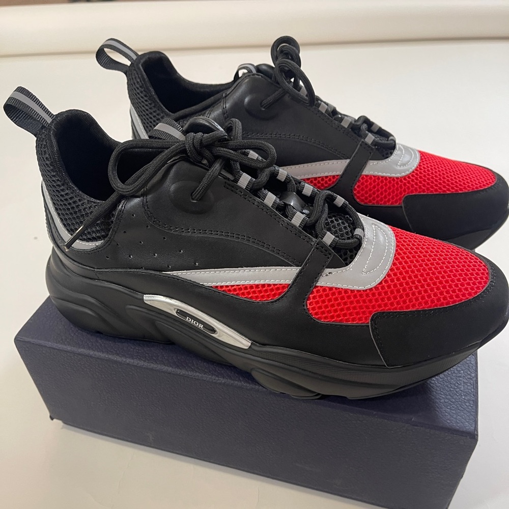 Dior Runners B22